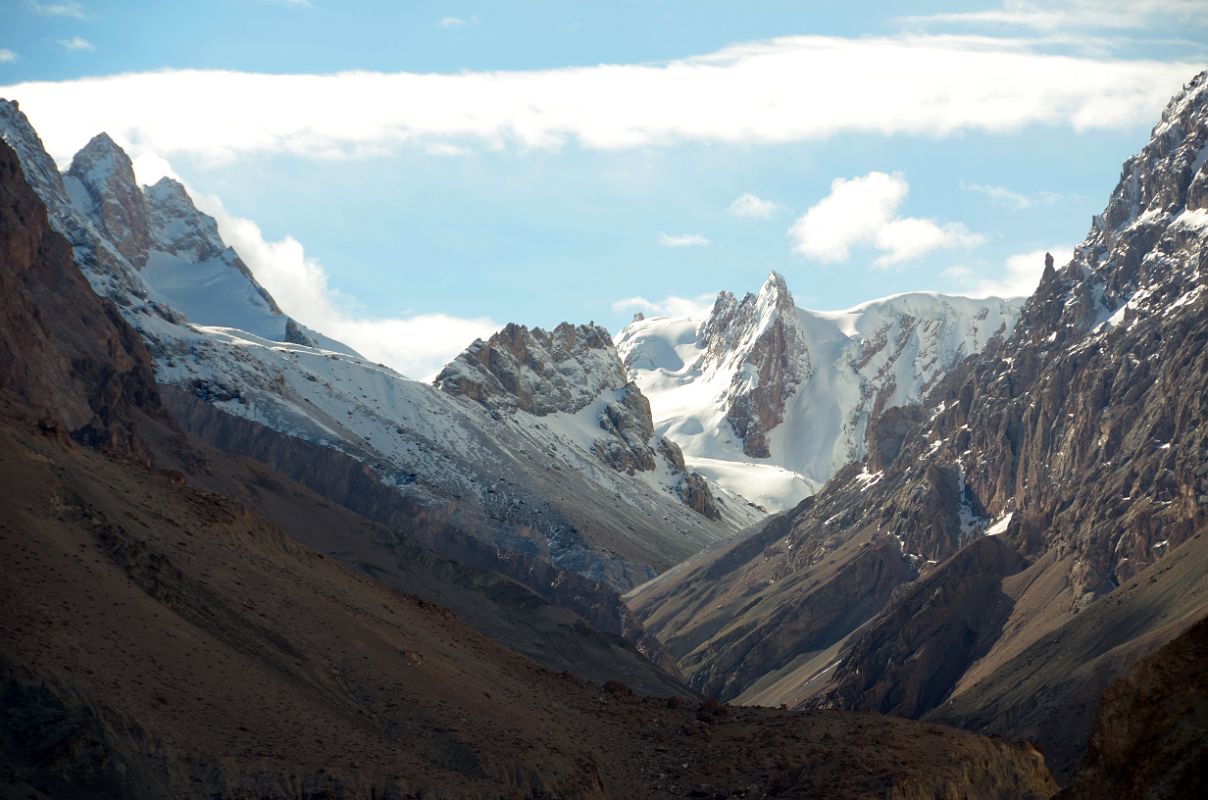 19 Snow Ridge North Of Durbin Kangri I Just After Leaving Kulquin Bulak Camp In Shaksgam Valley On Trek To Gasherbrum North Base Camp In China